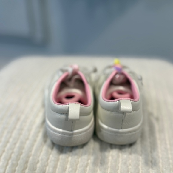 Carter's Tilsley Girls Casual Lace-Up Sneakers Size 5 Toddler - Picture 6 of 9